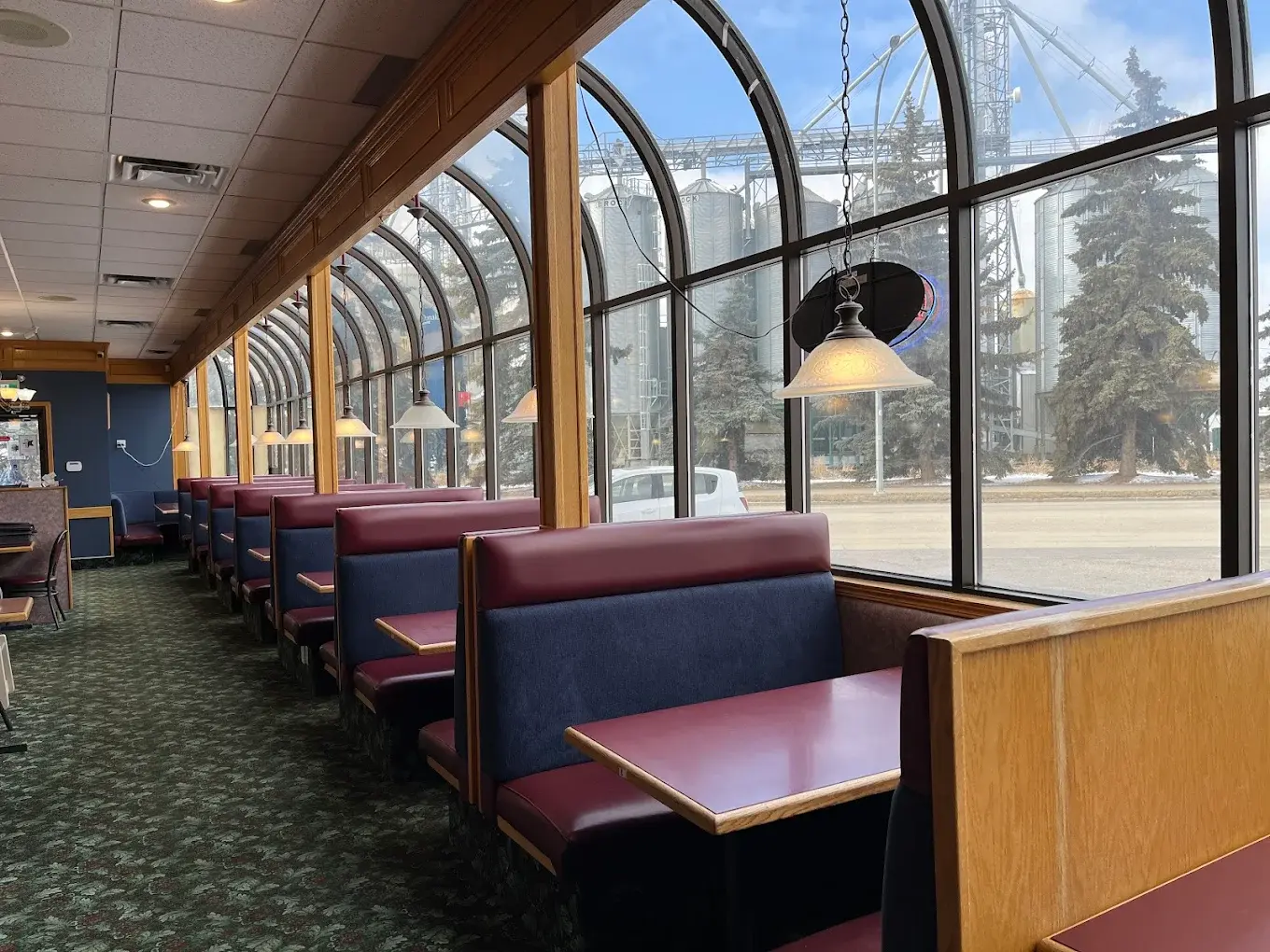 Family hospitality at Mountain View Family Restaurant